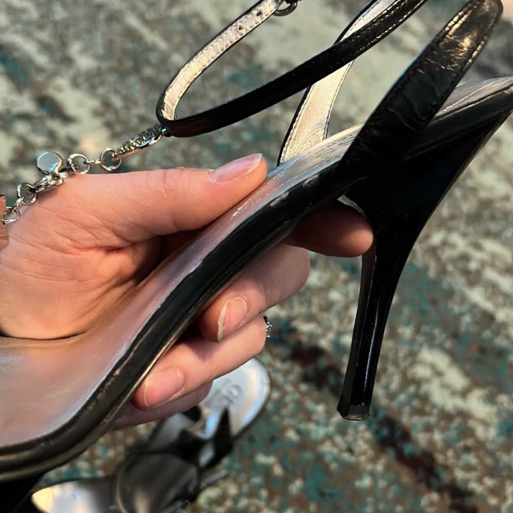 GUESS by Marciano black heeled sandal Sz 9 - Picture 8 of 11
